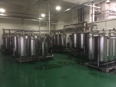 紹興女兒紅釀酒有限公司錯(cuò)流膜過(guò)濾機(jī)現(xiàn)場(chǎng)